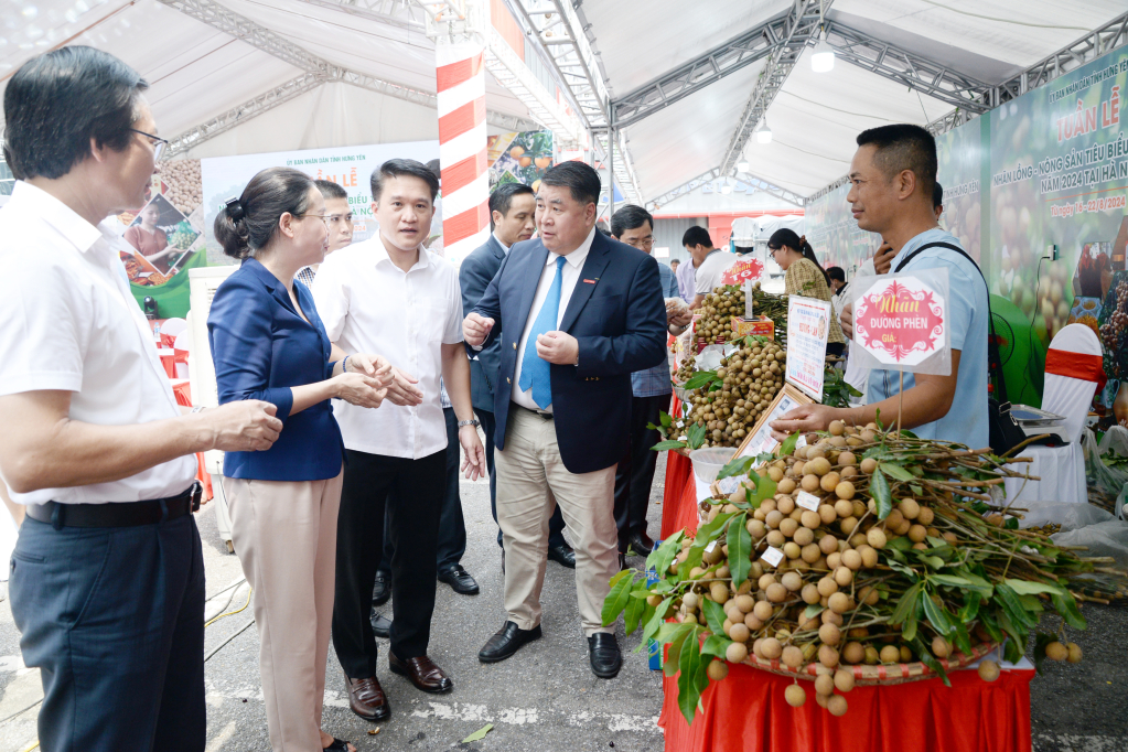 khai mac tuan le nhan long  nong san tieu bieu tinh hung yen nam 2024 tai ha noi hinh 1