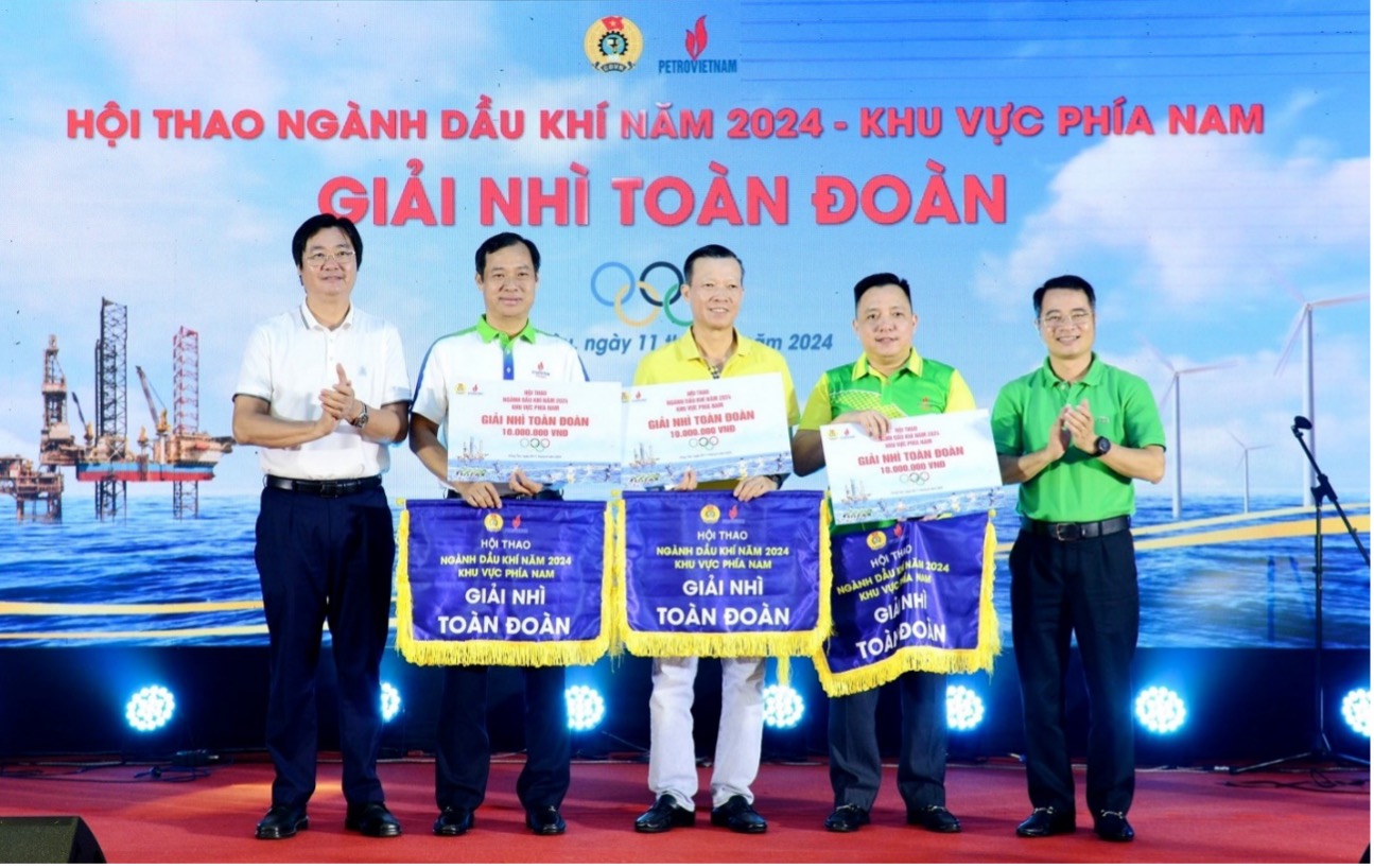 hoi thao nganh dau khi 2024 pv gas ton vinh tinh than mot doi ngu mot muc tieu hinh 1