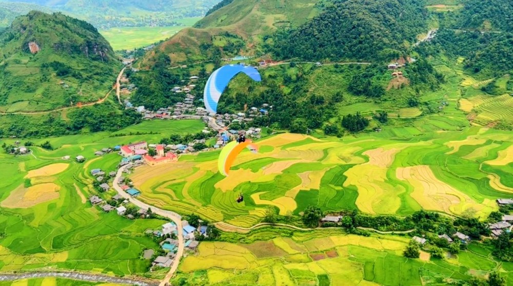 festival du luon 2024 trai nghiem bay tren ruong bac thang dep nhat the gioi hinh 1