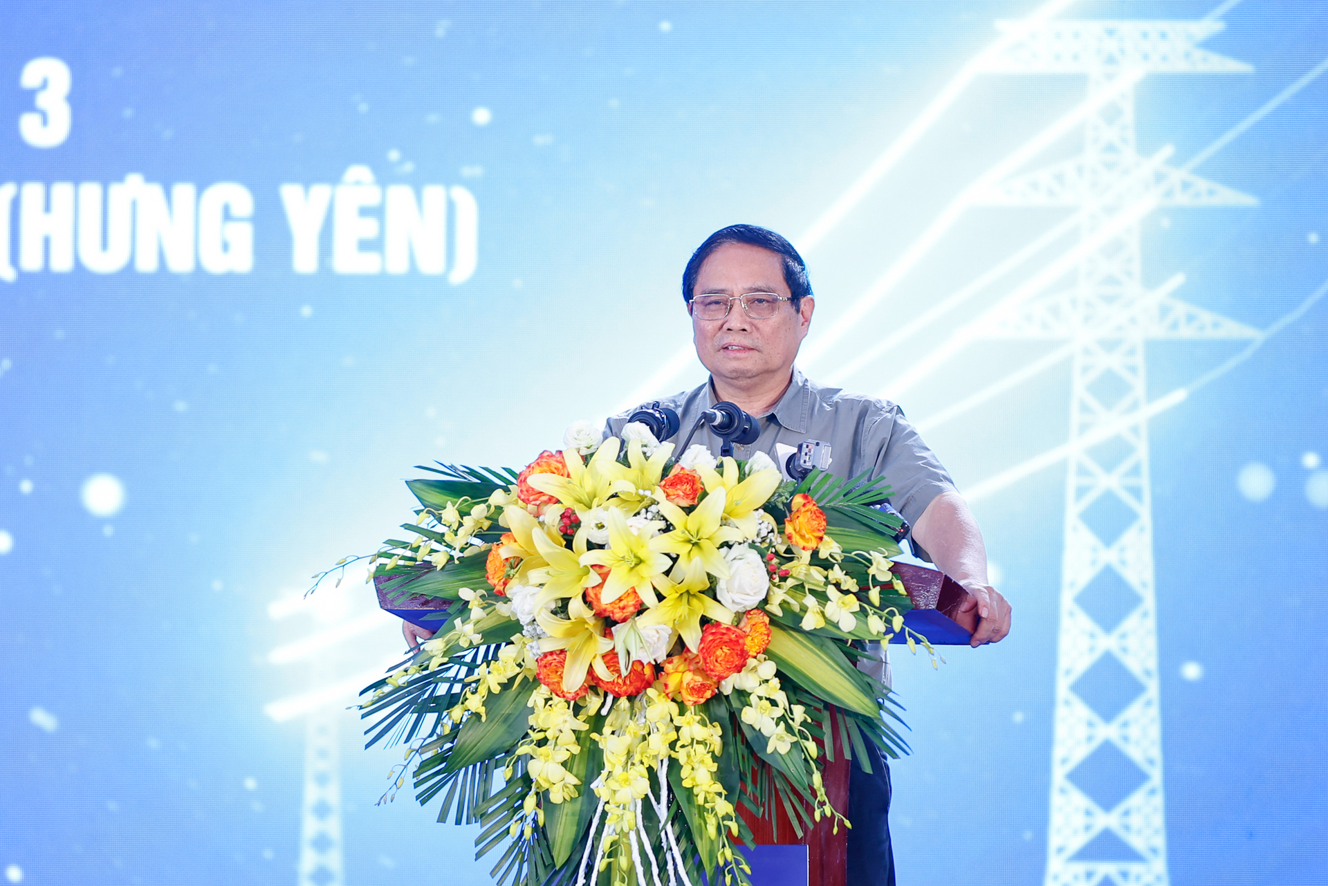 cong trinh 500 kv mach 3 the hienkhat vong tu tin ban linh gia tri con nguoi viet nam hinh 1