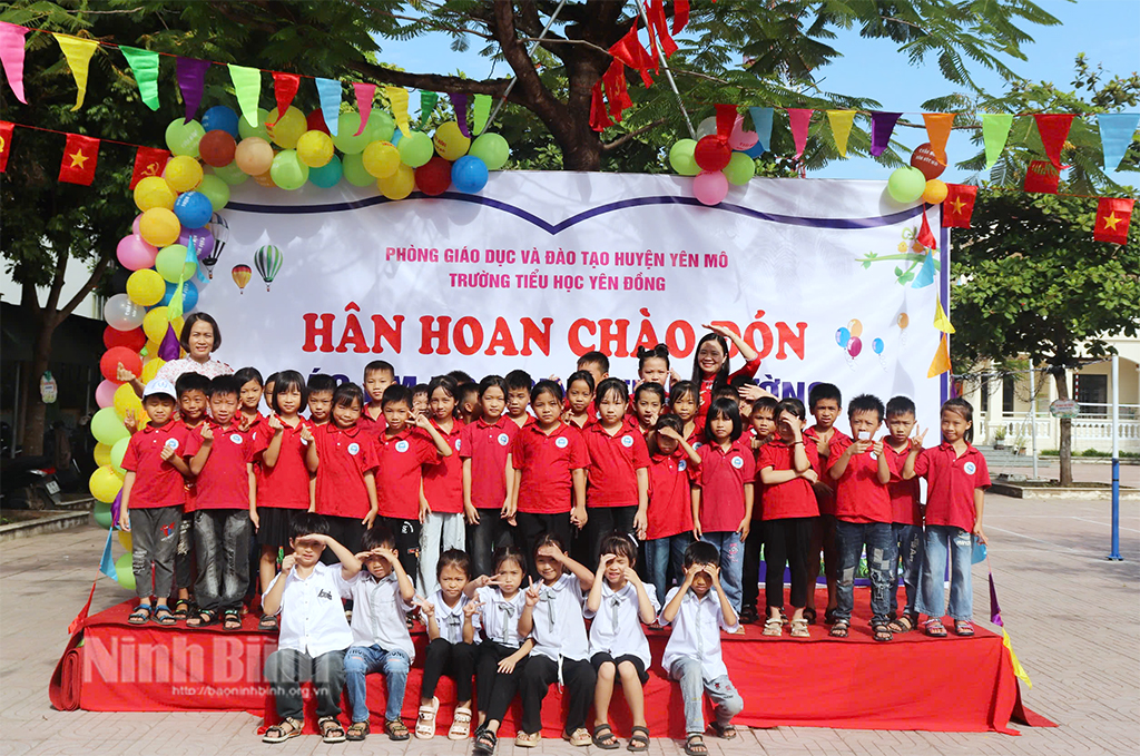 tren 264 nghin tre mam non hoc sinh hoc vien toan tinh ninh binh tuu truong hinh 1