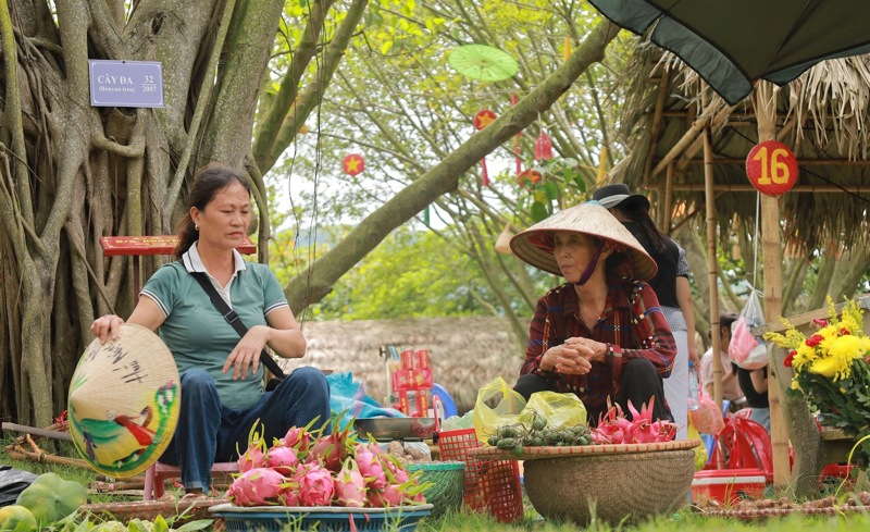 hai duong phuc dung cho que hoi thu kiep bac hinh 1