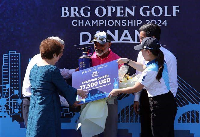 le trao giai va be mac giai brg open golf championship danang 2024 hinh 2