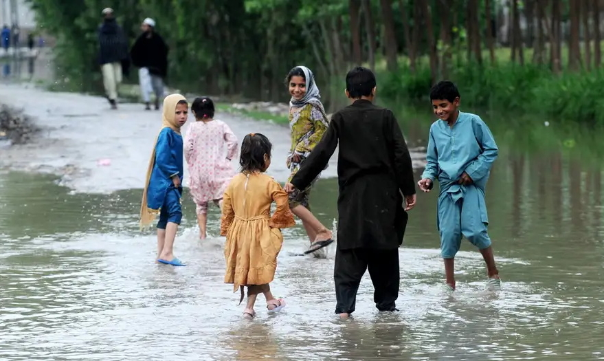 moi lien he giua nan tao hon o pakistan va bien doi khi hau hinh 3