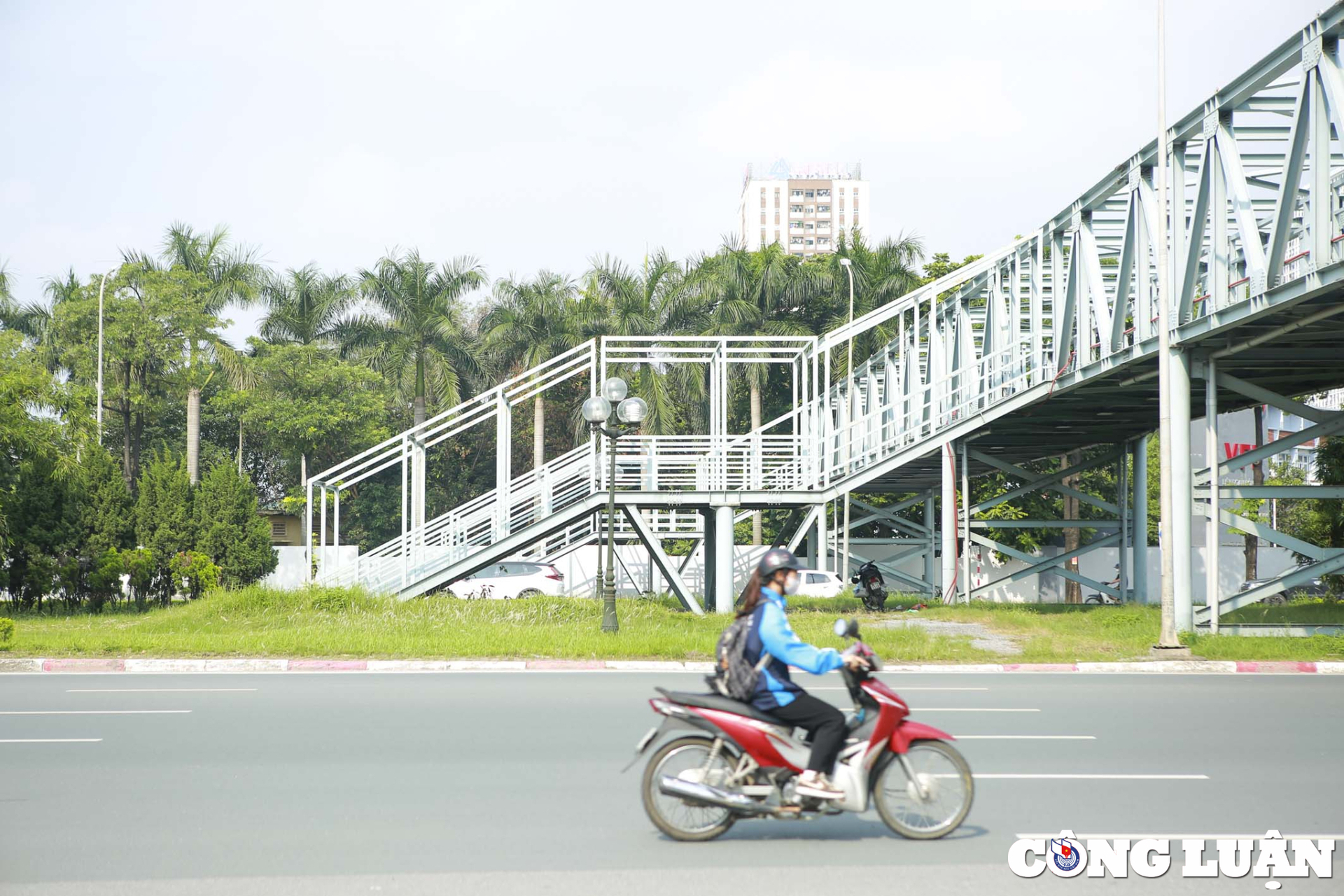 ha noi len ke hoach lam 29 cau vuot qua duong cho nguoi di bo hinh 1