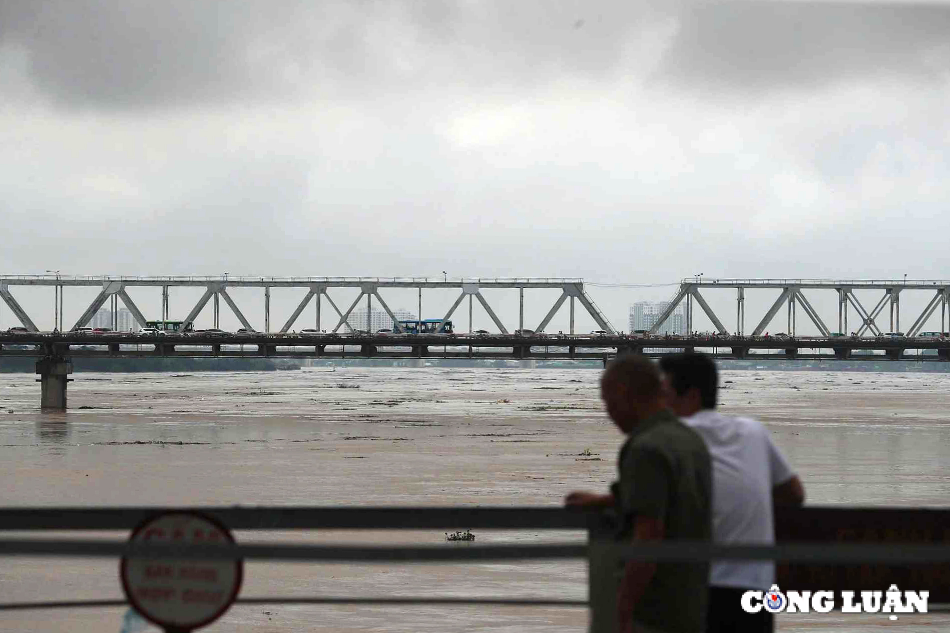 ha noi bao dong lu lon doi voi cac xa ven de thuoc huyen dong anh soc son hinh 1