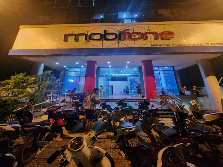 mobifone dong hanh cung khach hang duy tri ket noi lien lac trong bao yagi hinh 3