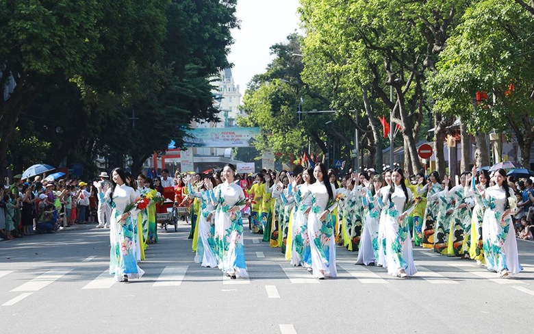 festival thu ha noi 2024 tam hoan do mua lon hinh 1