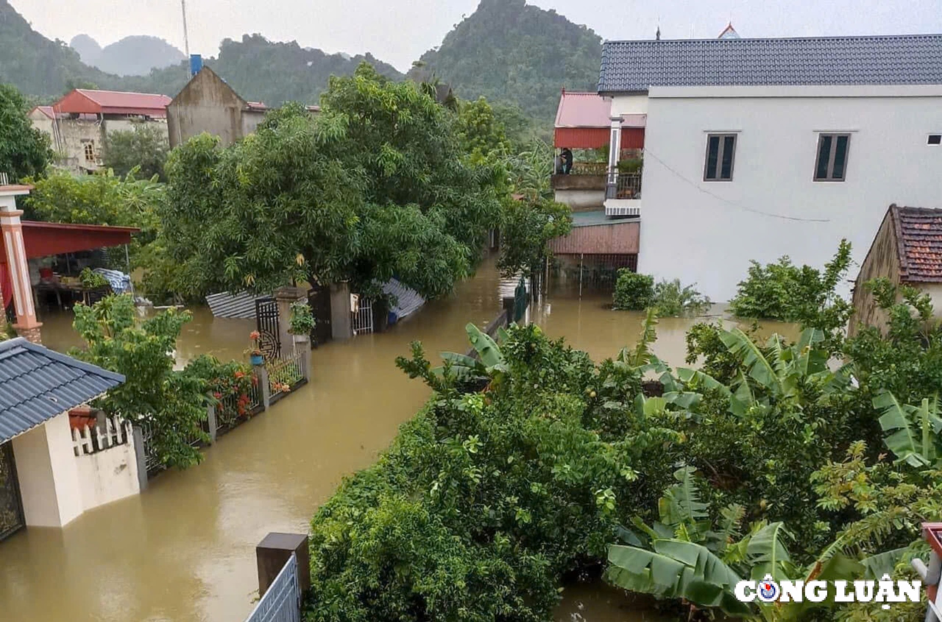 ha noi nhieu xa tai huyen my duc van ngap sau mot so noi chua co dien hinh 13