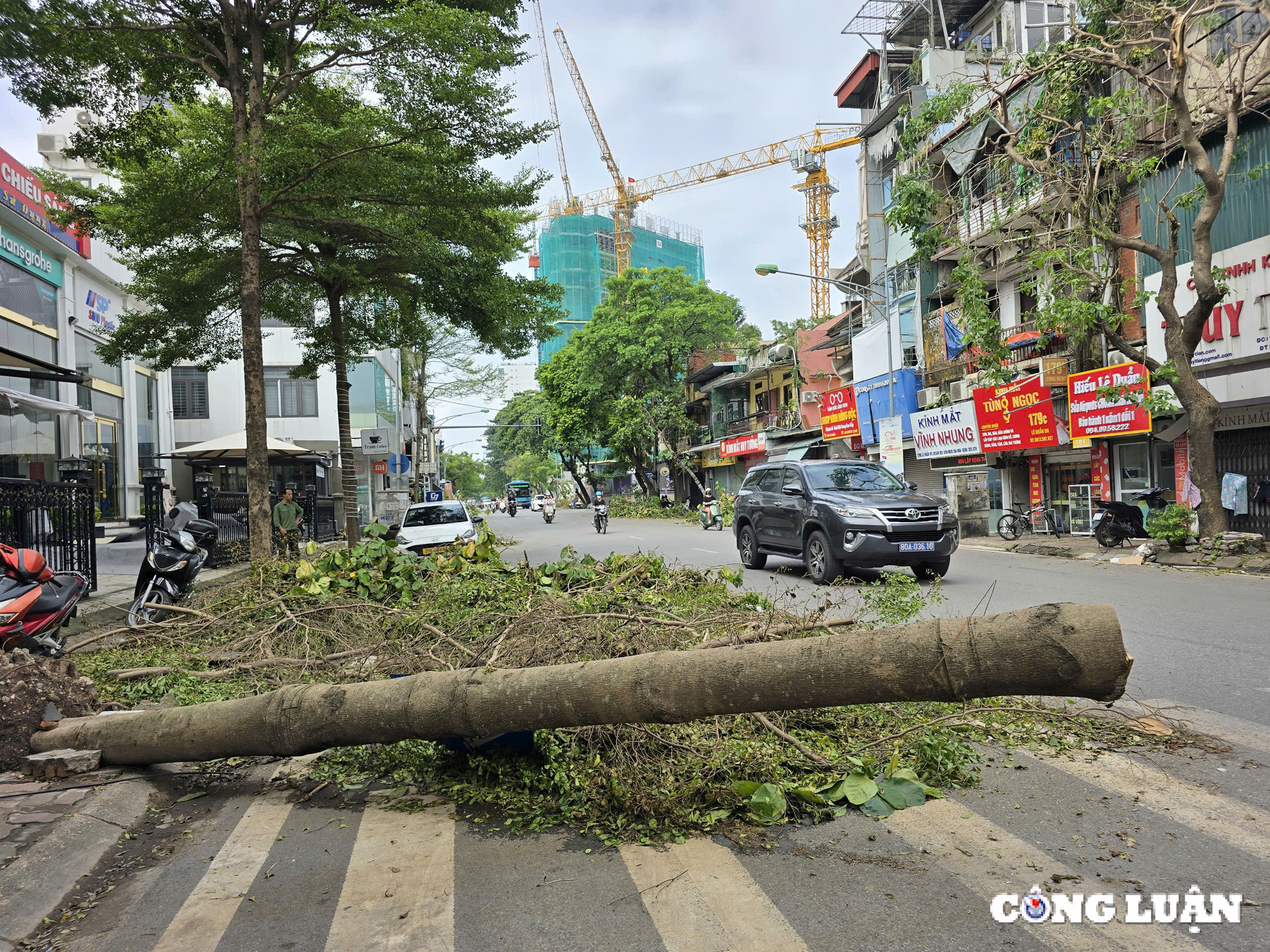 gan 1 tuan sau bao yagi ha noi van ngon ngang cay do tai nhieu tuyen pho hinh 5