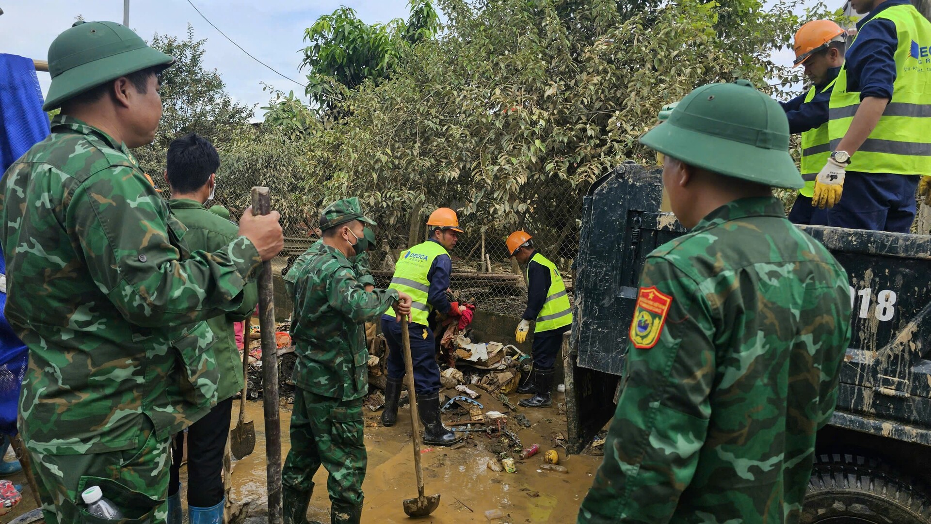 chung tay ho tro khac phuc thiet hai bao yagi tai cac dia phuong hinh 1