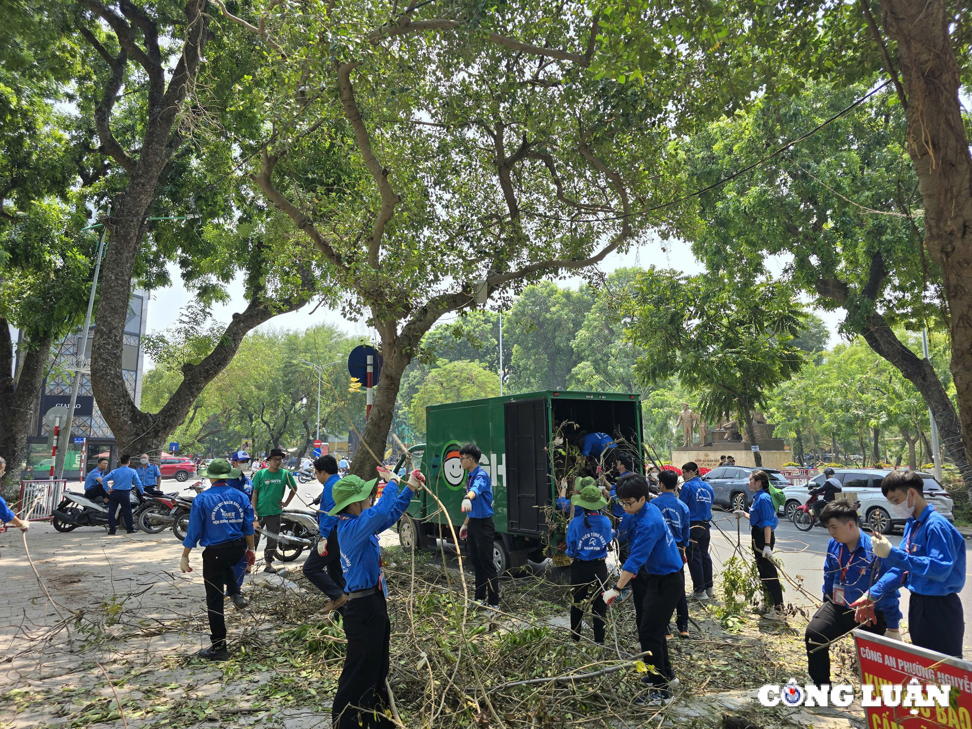 bi thu ha noi cung nguoi dan tong ve sinh moi truong sau bao so 3 hinh 4