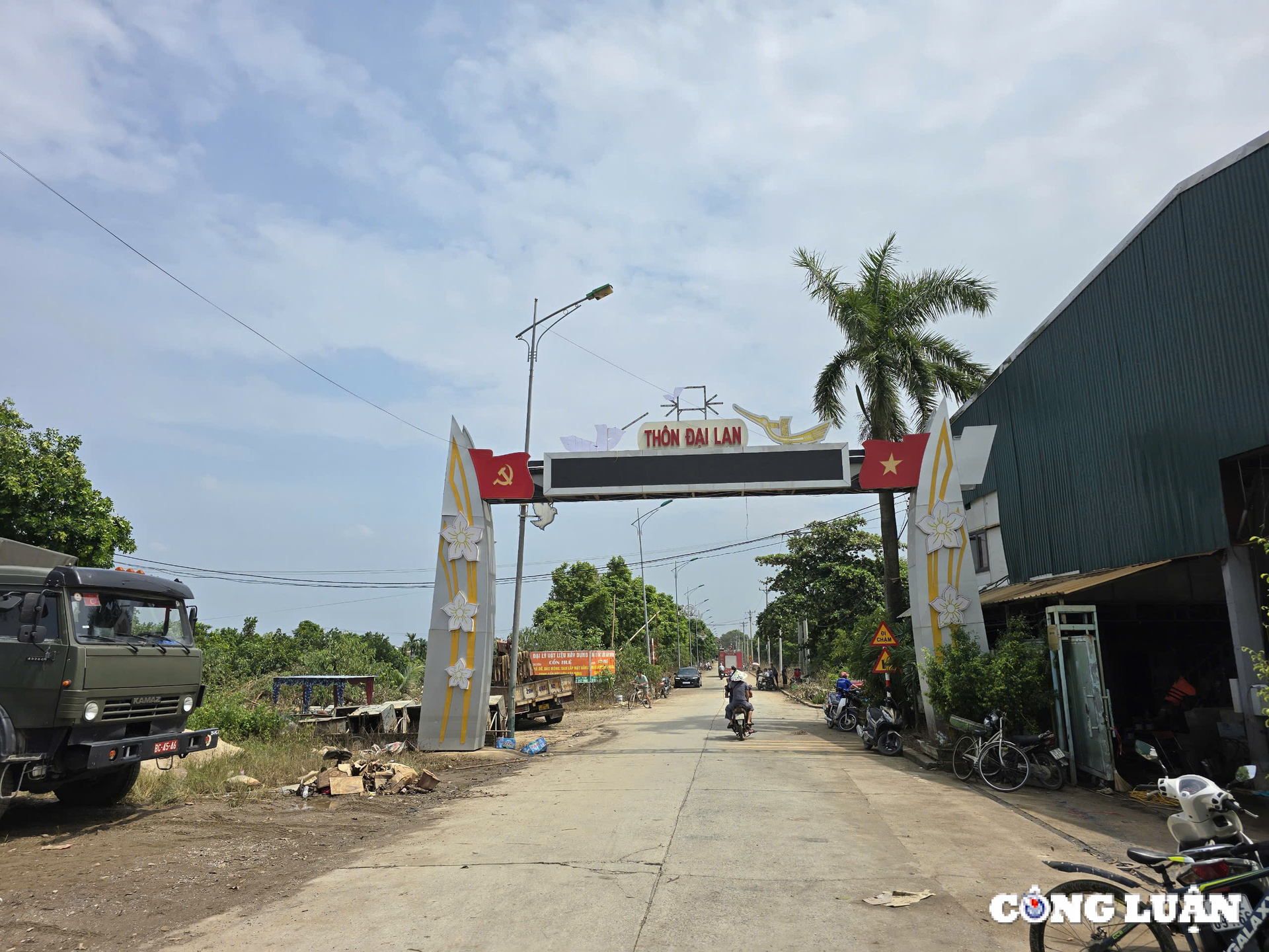 nhip song dang tro lai binh thuong o cac xa vung bai song hong hinh 4