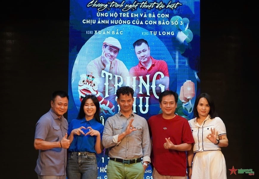 chuong trinh trung thu khong xa cach ung ho dong bao bao lu hinh 1