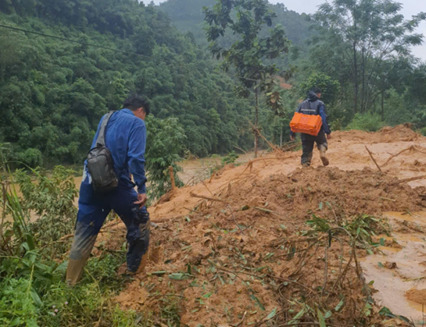 lao cai no luc khoi phuc mang luoi vien thong sau bao hinh 2