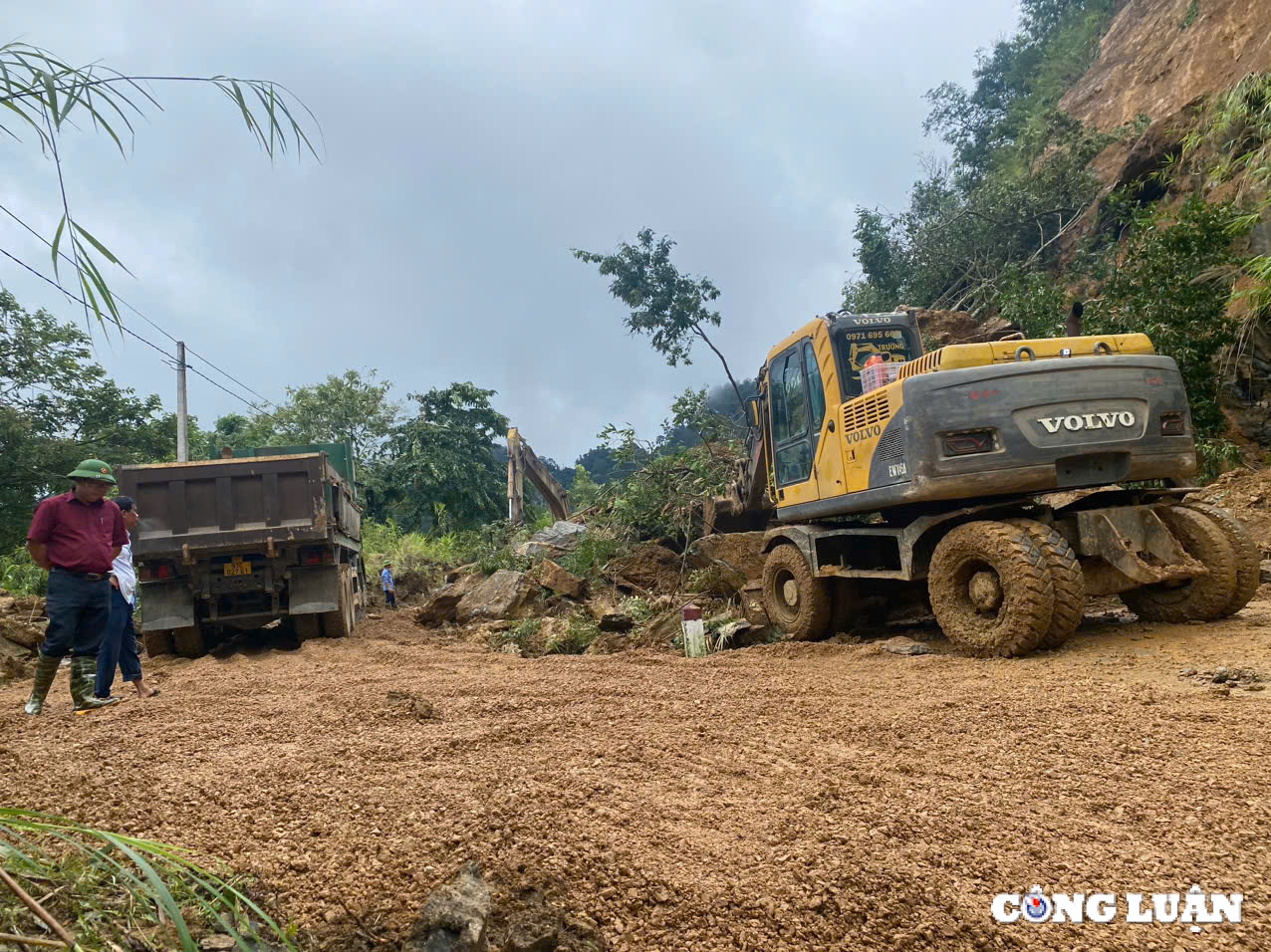 bac kan no luc khac phuc cac su co bao dam giao thong sau bao so 3 hinh 4