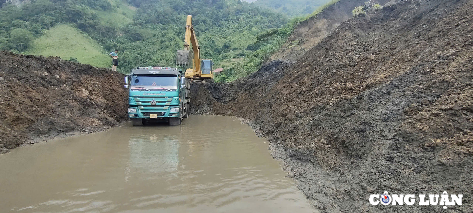 bac kan no luc khac phuc cac su co bao dam giao thong sau bao so 3 hinh 5