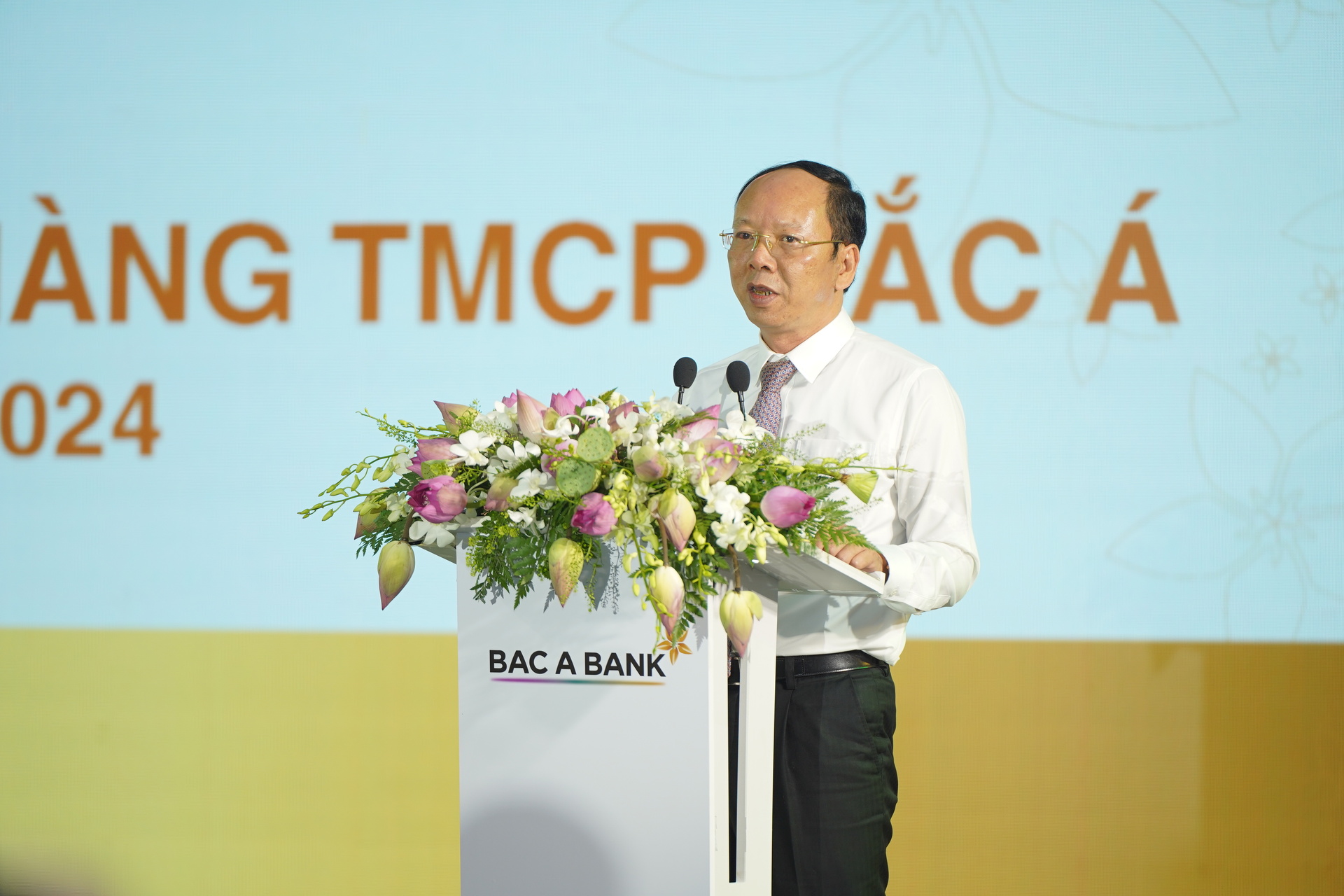 ngan hang tmcp bac a  30 nam giu tam sang vung chai vuon tam hinh 7