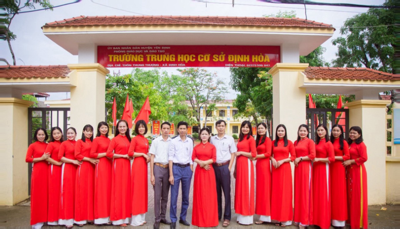 truong trung hoc co so dinh hoa no luc xay dung truong chuan quoc gia muc do2 hinh 4