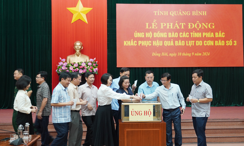 quang binh tiep nhan ung ho nhan dan cac tinh phia bac gan 40 ty dong hinh 1