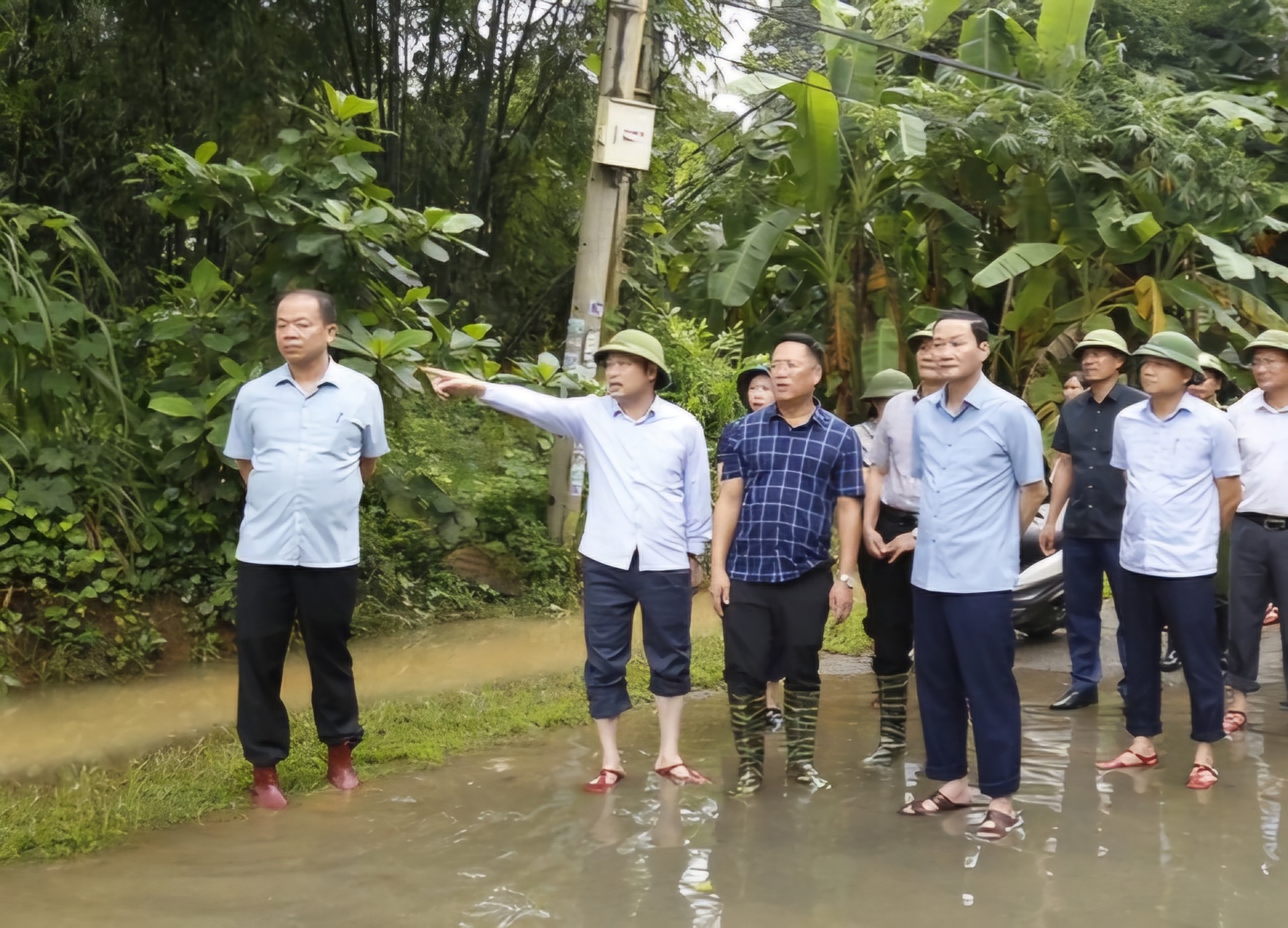 lanh dao tinh thanh hoa kiem tra cong tac phong chong thien tai tai cac huyen mien nui hinh 4