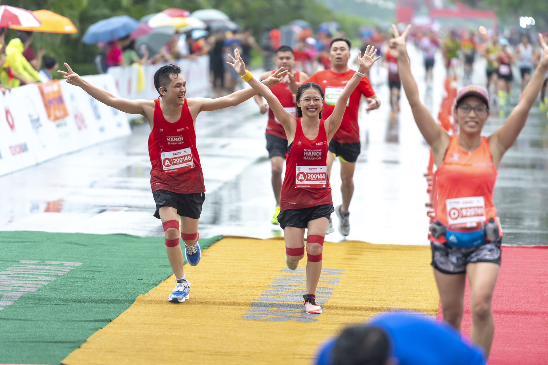 giai marathon quoc te ha noi techcombank mua 3 hanh trinh cua tinh than the thao kien dinh manh me hinh 1