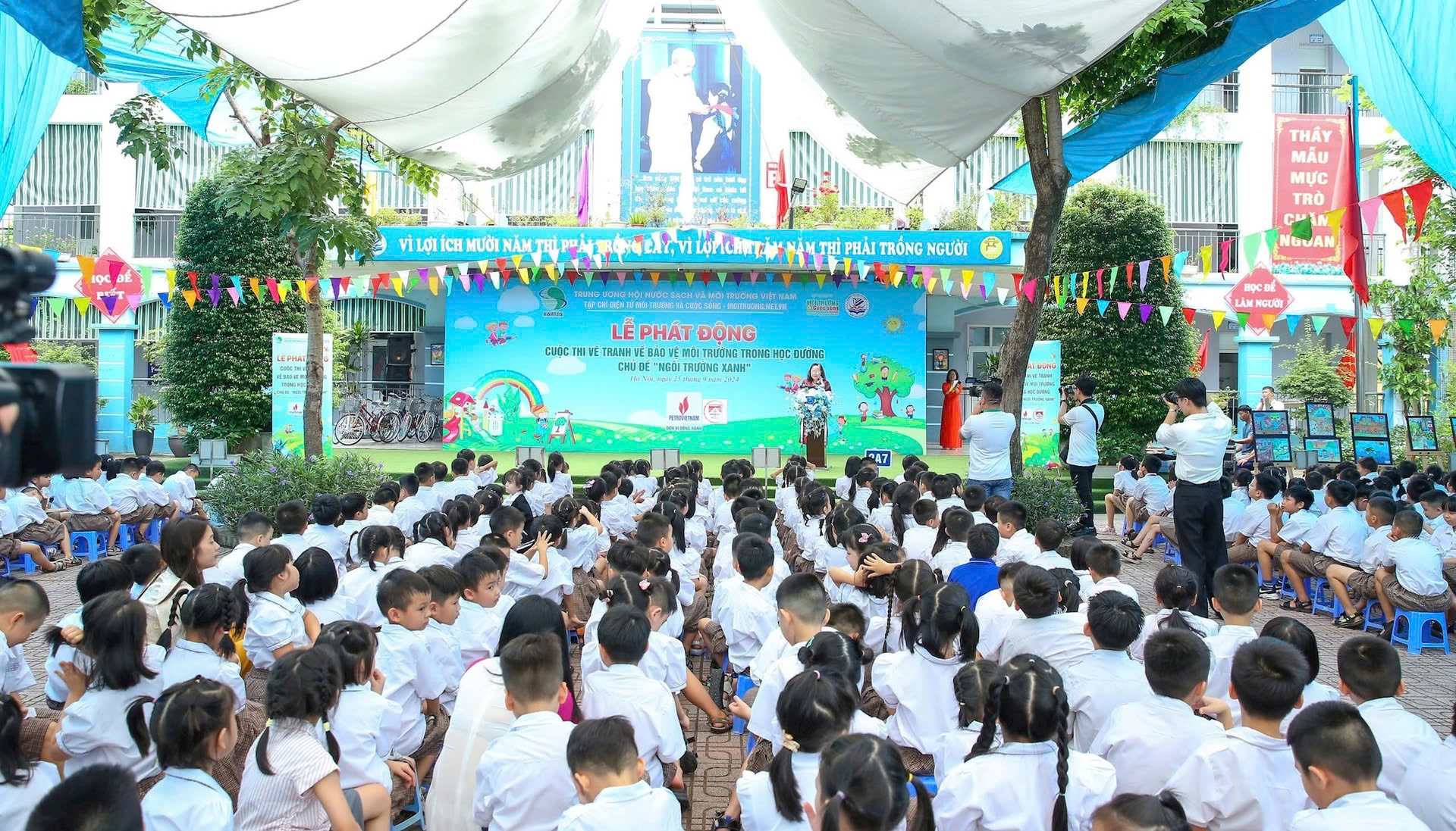 phat dong cuoc thi ve tranh ve bao ve moi truong trong hoc duong voi chu de ngoi truong xanh hinh 3