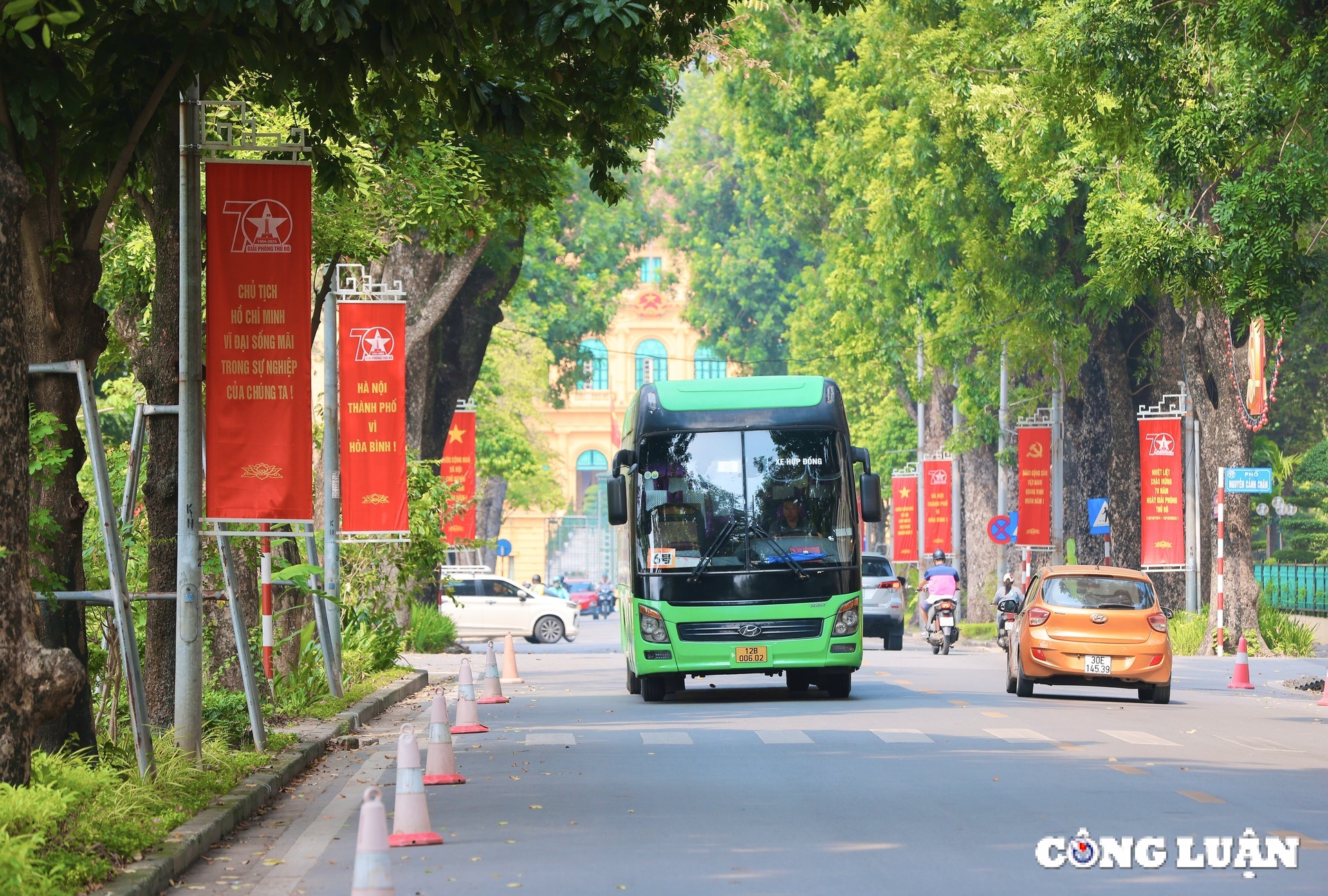 ha noi cam phuong tien luu thong tren nhieu tuyen duong trong 3 ngay hinh 1