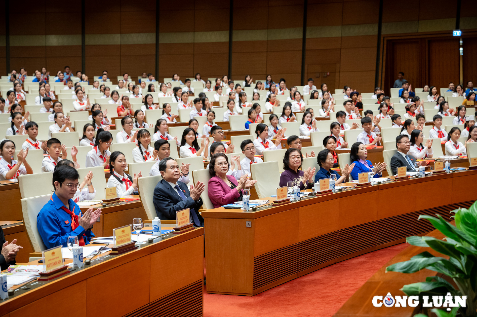 phien hop gia dinh quoc hoi tre em khoi day khat vong cong hien va lam ro cac van de cu tri tre em quan tam hinh 6