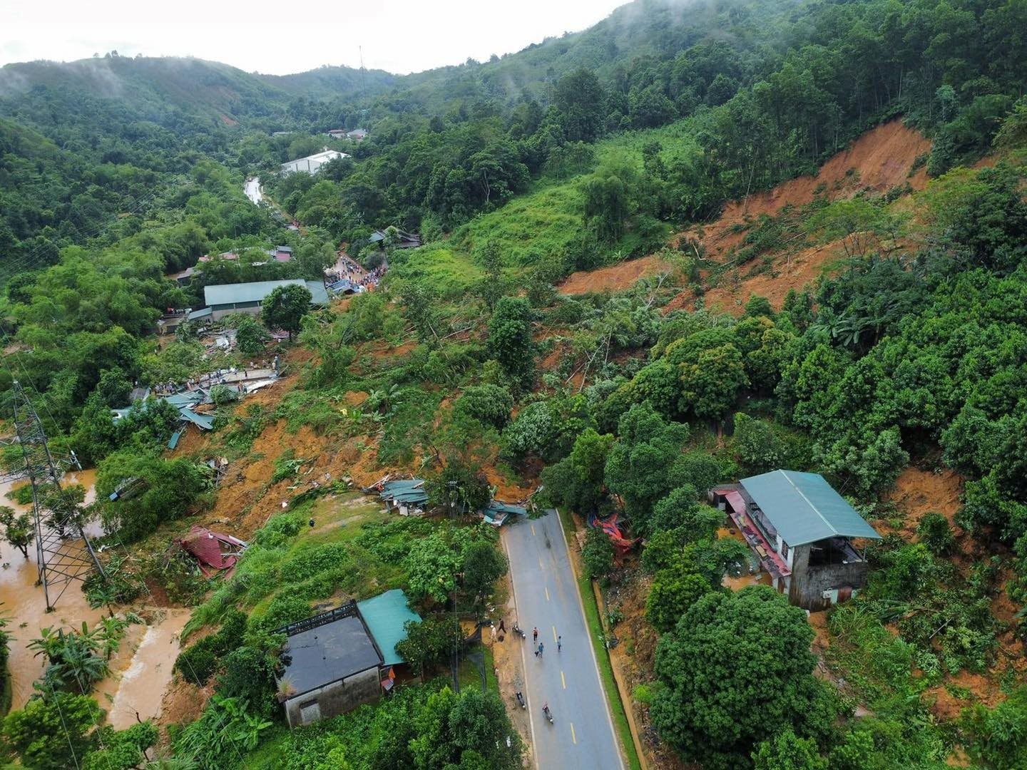 thu tuong chinh phu chi dao khac phuc su co sat lo nghiem trong tai huyen bac quang ha giang hinh 1