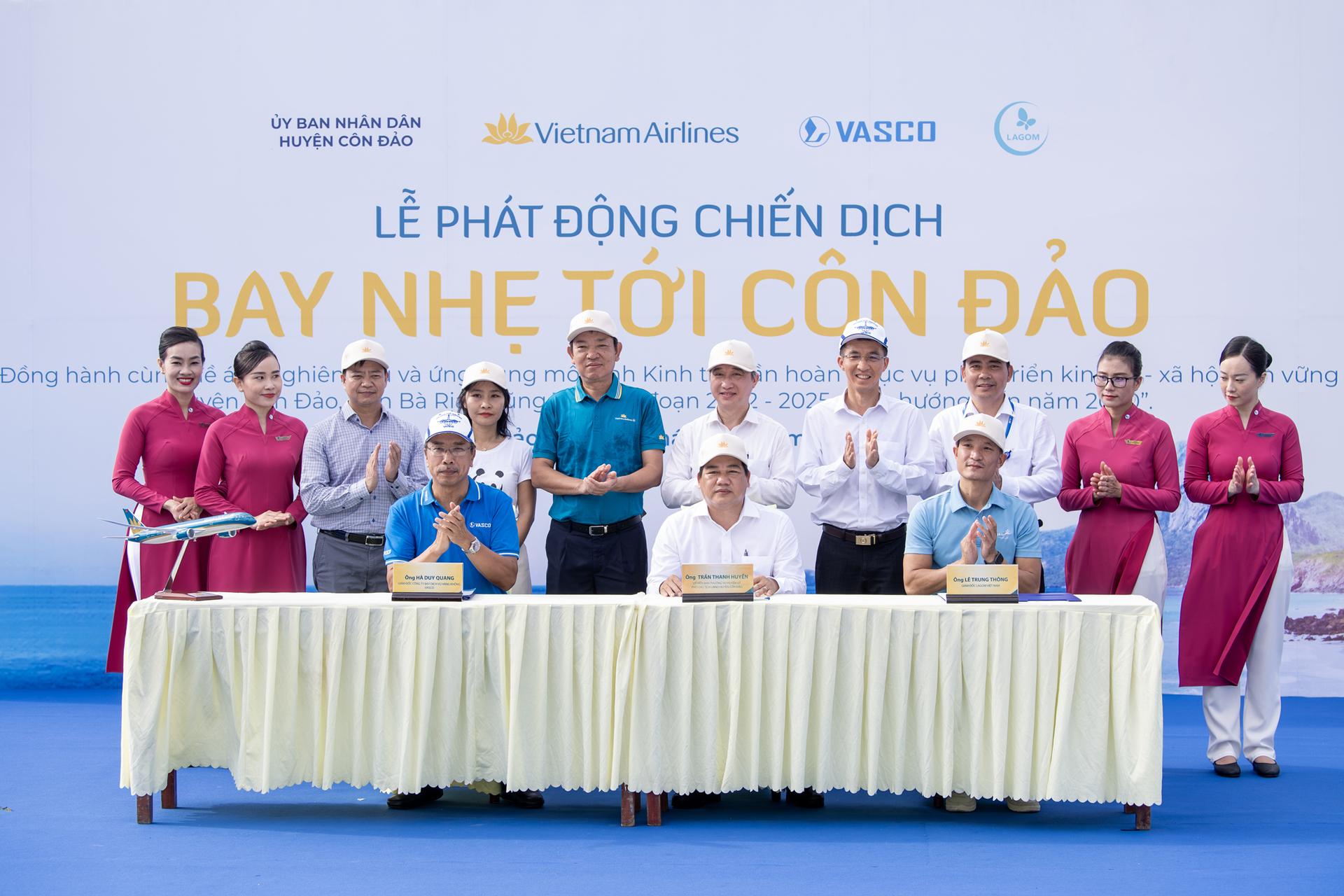 vietnam airlines phat dong chien dich bay nhe toi con dao hinh 2