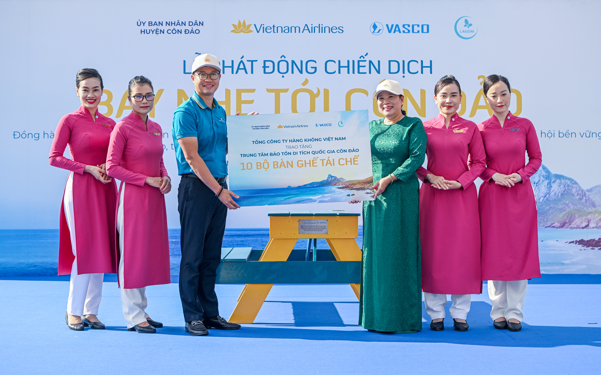 vietnam airlines phat dong chien dich bay nhe toi con dao hinh 3