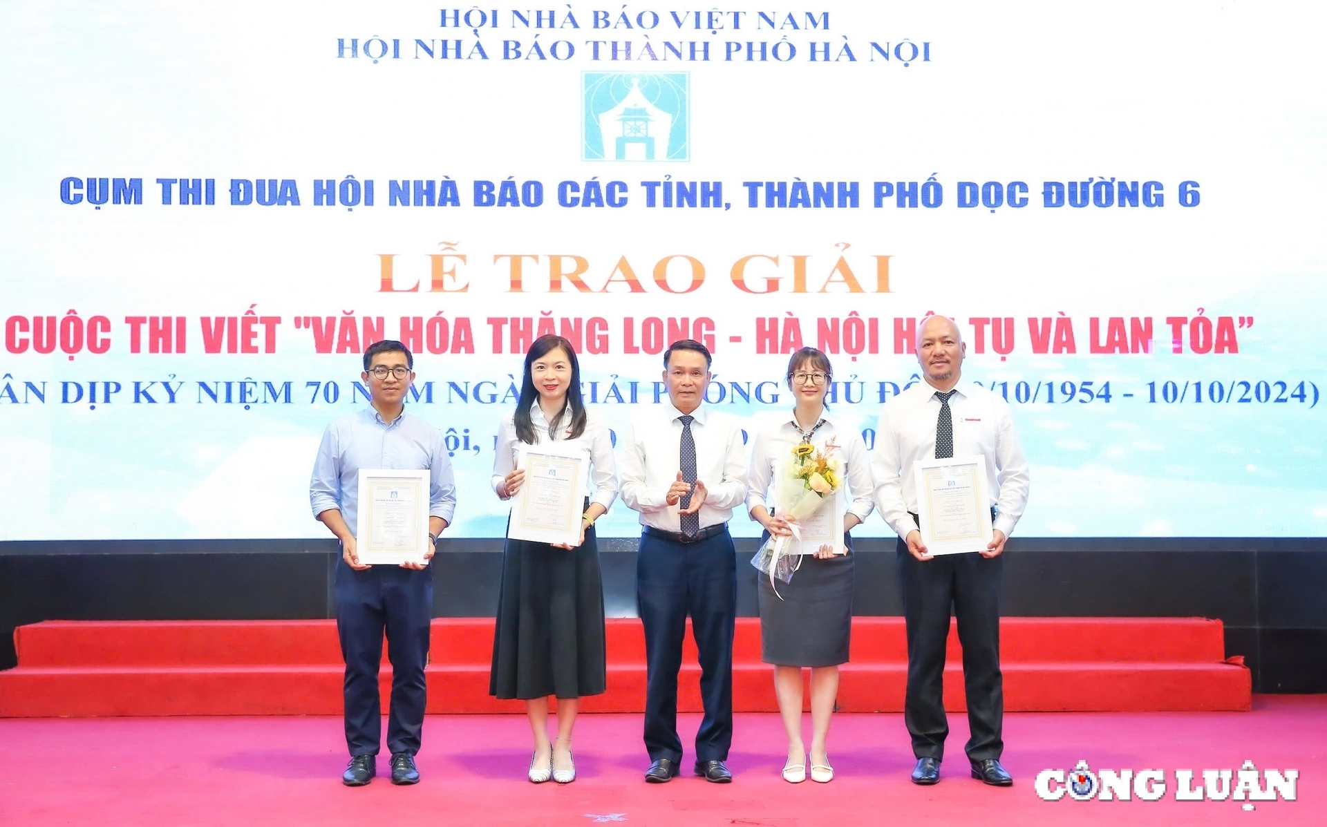 trao giai cuoc thi viet ve van hoa thang long  ha noi hoi tu va lan toa hinh 3