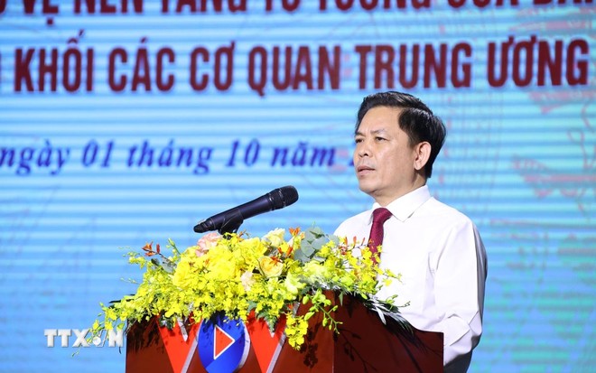 vinh danh cac tac pham xuat sac tai cuoc thi chinh luan bao ve nen tang tu tuong cua dang nam 2024 hinh 3