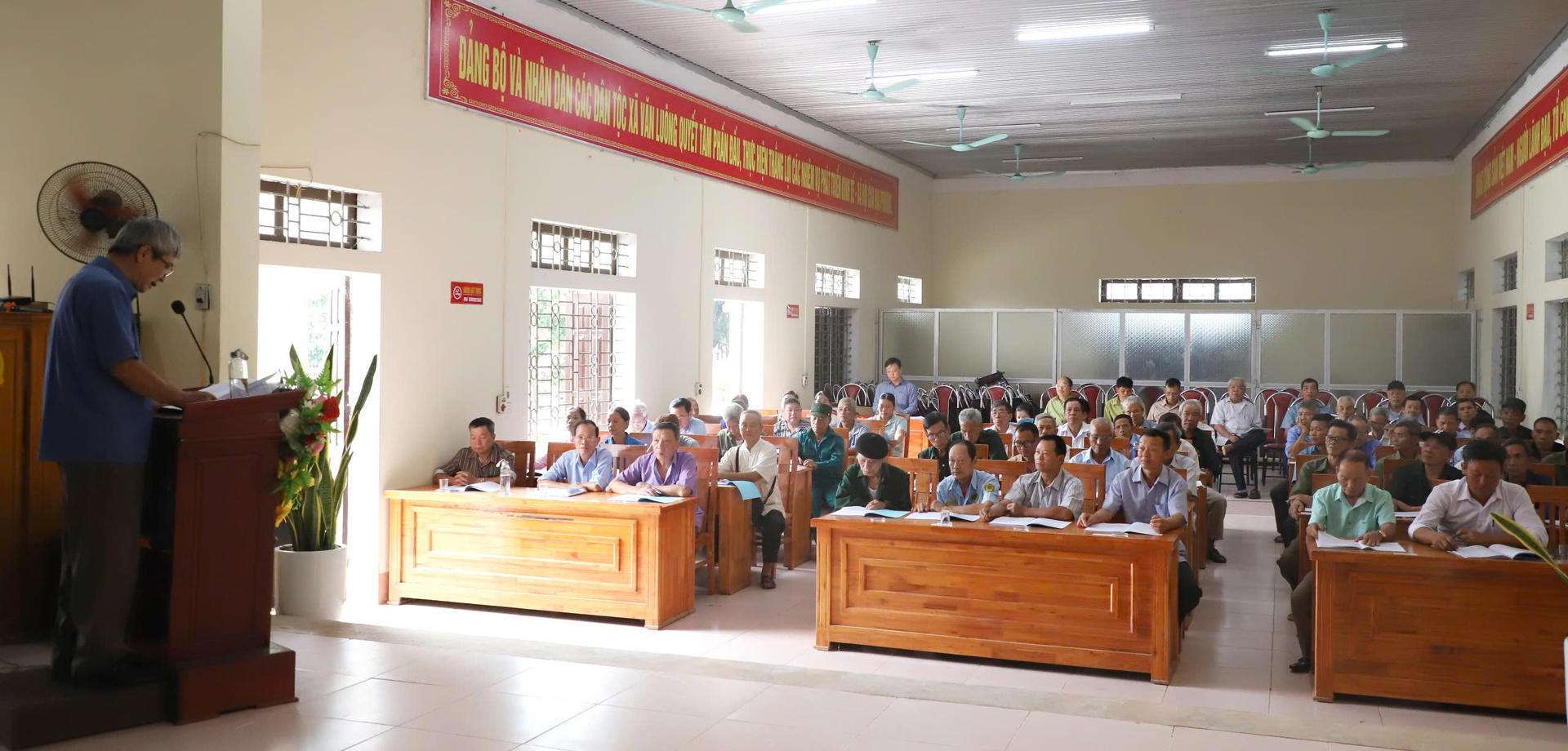 phu tho tuyen truyen chinh sach phap luat cho nguoi co uy tin hinh 1