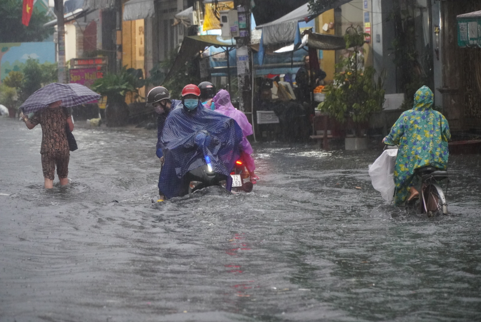 du bao thoi tiet ngay 4 10 tay nguyen nam bo co mua lon hinh 1