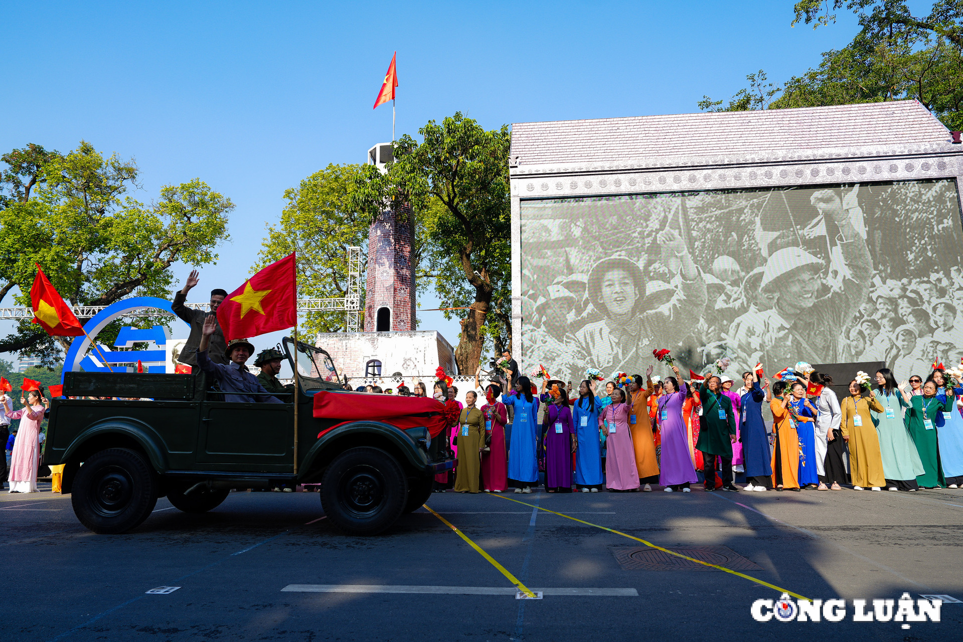 tong duyet ngay hoi van hoa vi hoa binh voi su tham gia cua hang nghin nguoi dan ha noi hinh 8