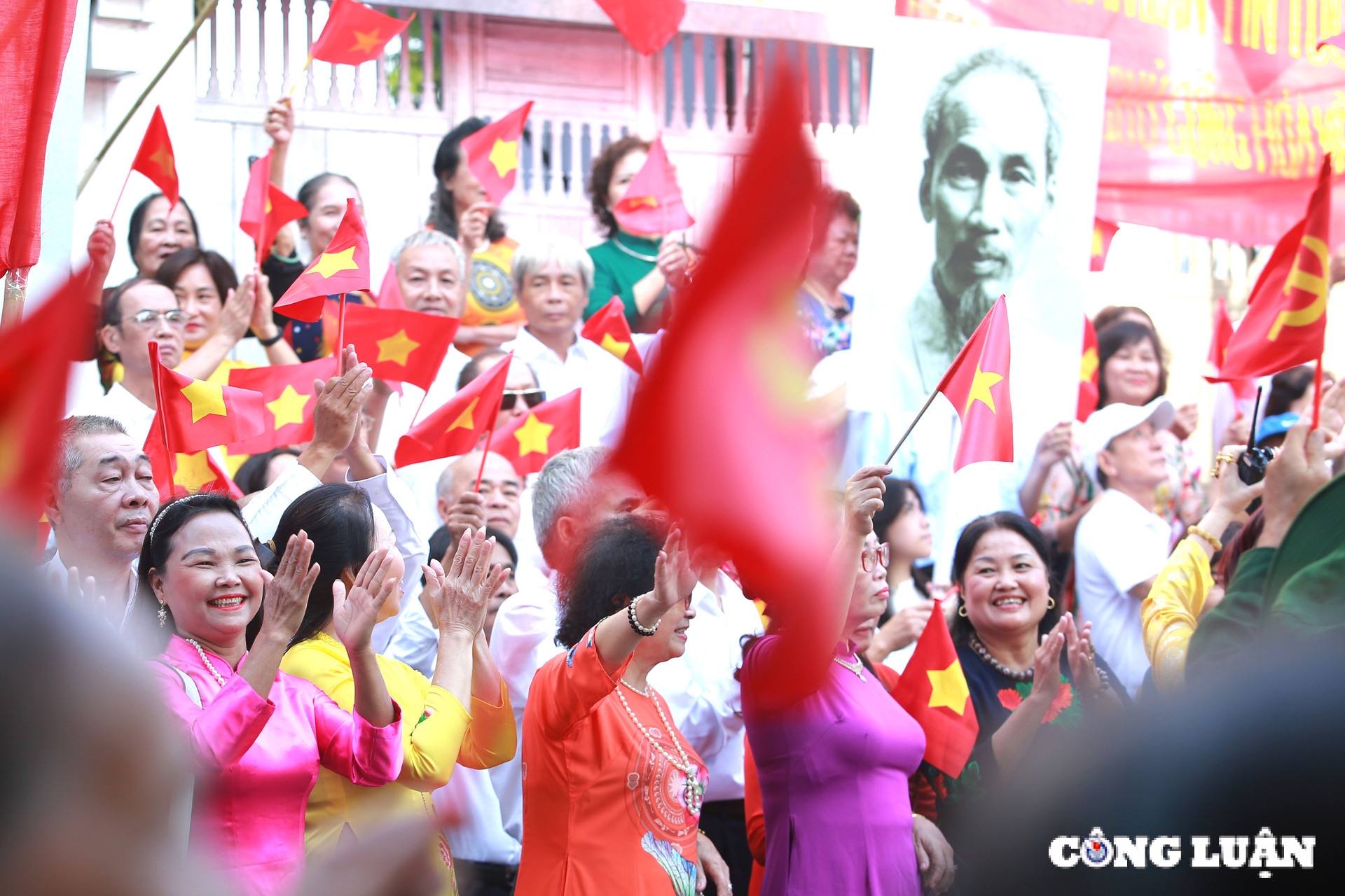 man nhan man dieu hanh chuong trinh ngay hoi van hoa vi hoa binh hinh 14