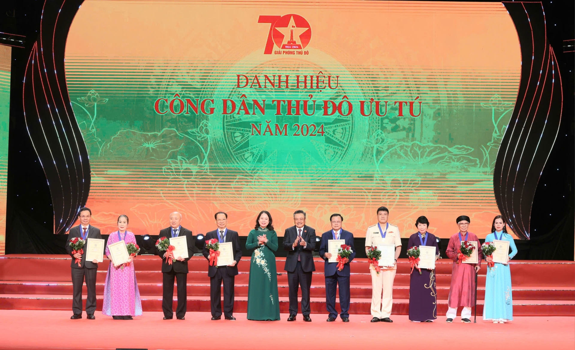 ha noi vinh danh cong dan thu do uu tu nam 2024 hinh 2