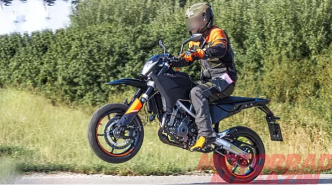 ktm 390 smc r 2025 sieu pham supermoto moi lo dien voi nhieu cai tien hinh 1