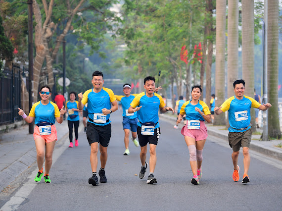 vietnam airlines to chuc thanh cong giai chay run for love 2024 hinh 4