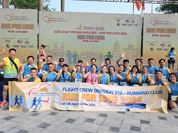 vietnam airlines to chuc thanh cong giai chay run for love 2024 hinh 12