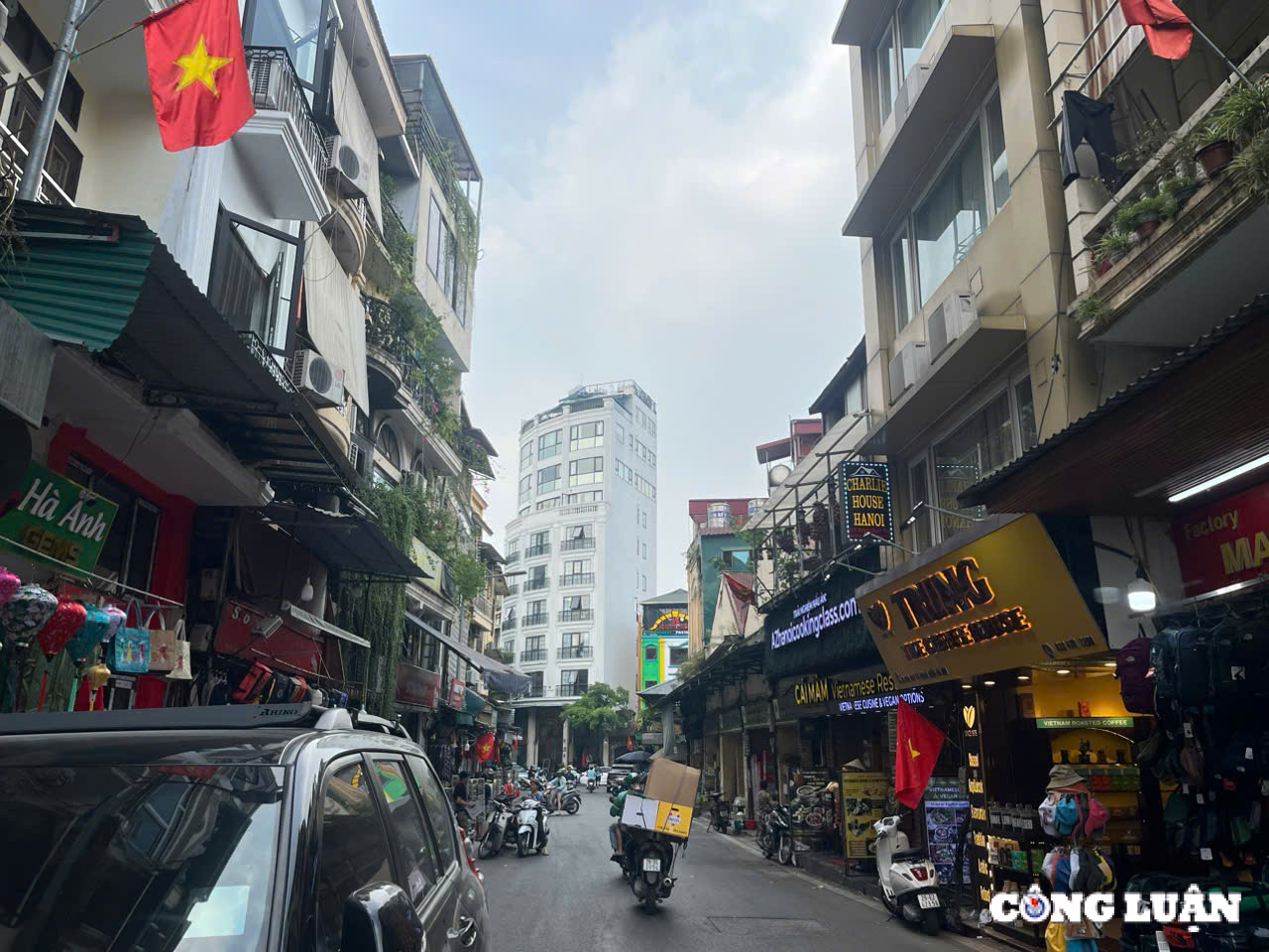 hoan kiem ha noi khong gian do thi ngot ngat vi nha cao tang no ro hinh 1