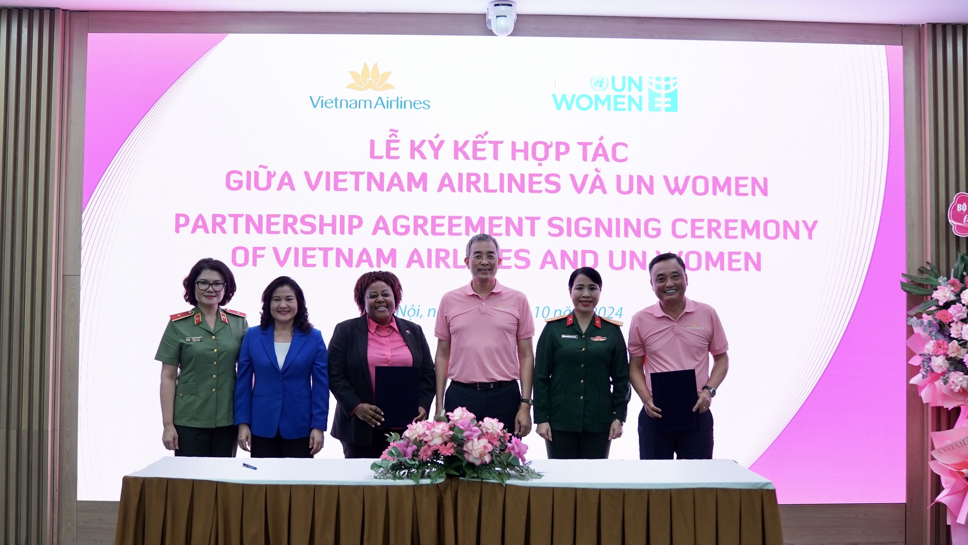 vietnam airlines va un women ky ket thoa thuan hop tac cam ket thuc day binh dang gioi tai viet nam hinh 1