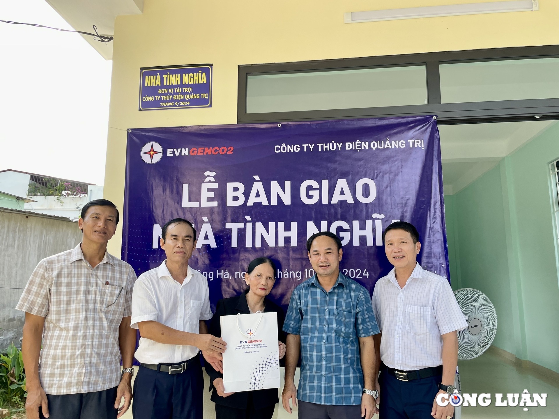 quang tri ban giao nha tinh nghia cho gia dinh chinh sach hinh 1