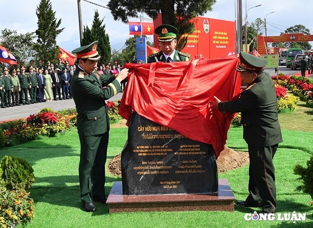 hai bo truong chu tri giao luu huu nghi quoc phong bien gioi viet nam  lao lan thu hai hinh 4