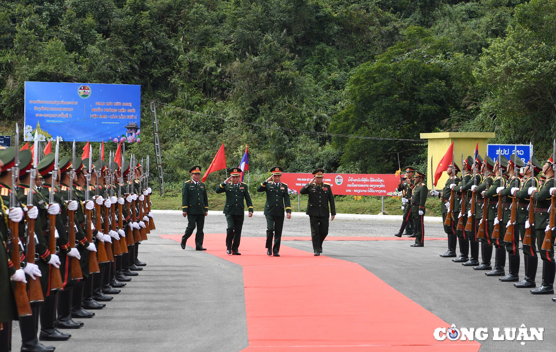 giao luu huu nghi quoc phong bien gioi viet nam  lao tang cuong tinh huu nghi doan ket giua quan va dan hai nuoc hinh 8