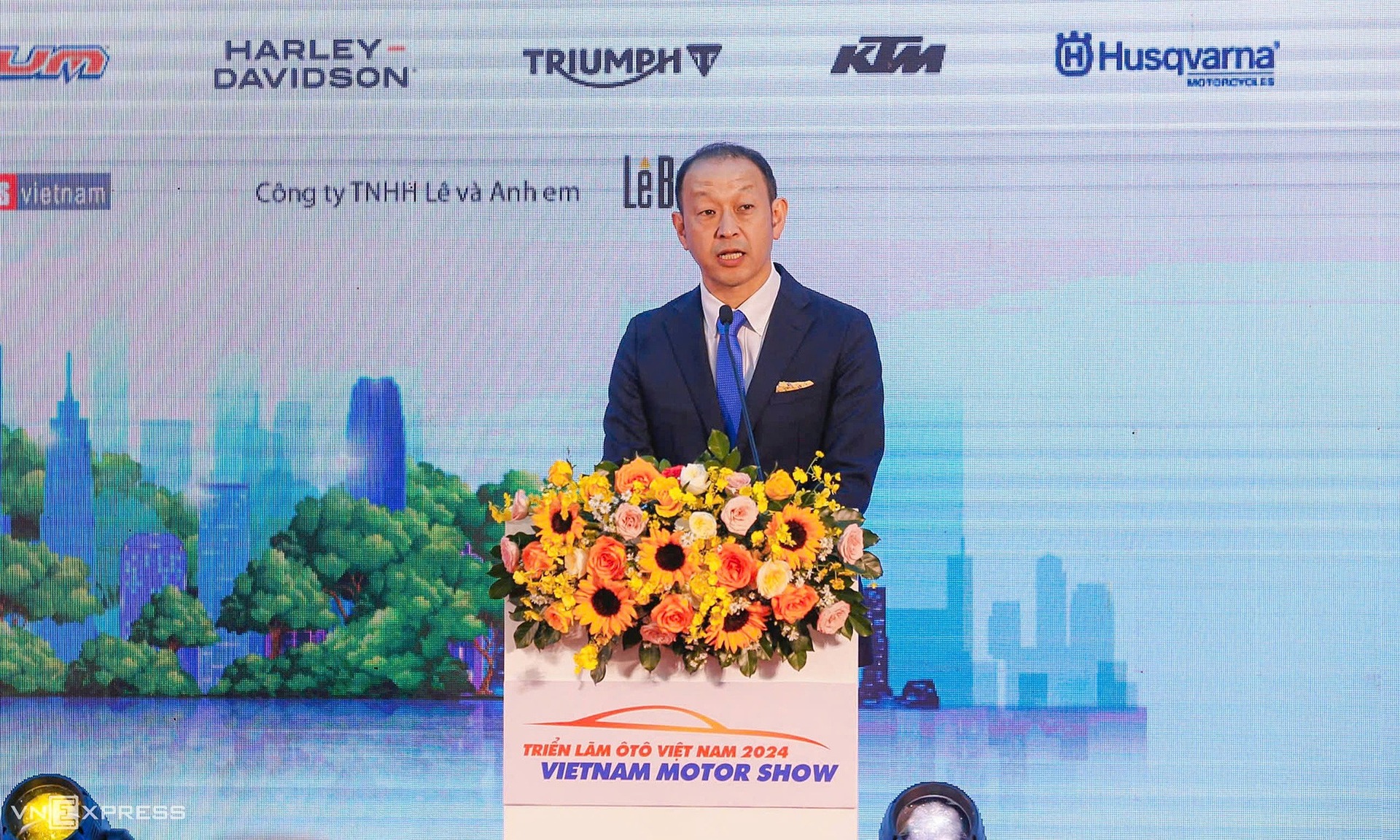 chinh thuc khai mac vietnam motor show 2024 hinh 1