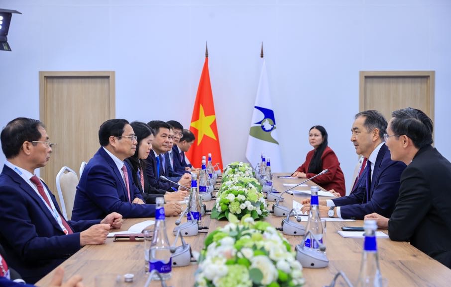 thu tuong pham minh chinh gap cac nha lanh dao cong hoa belarus uzbekistan va tiep chu tich hoi dong uy ban kinh te a au hinh 2