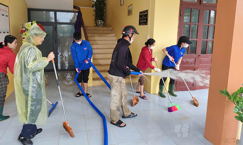 quang binh tap trung khac phuc hau qua do mua lu hinh 2